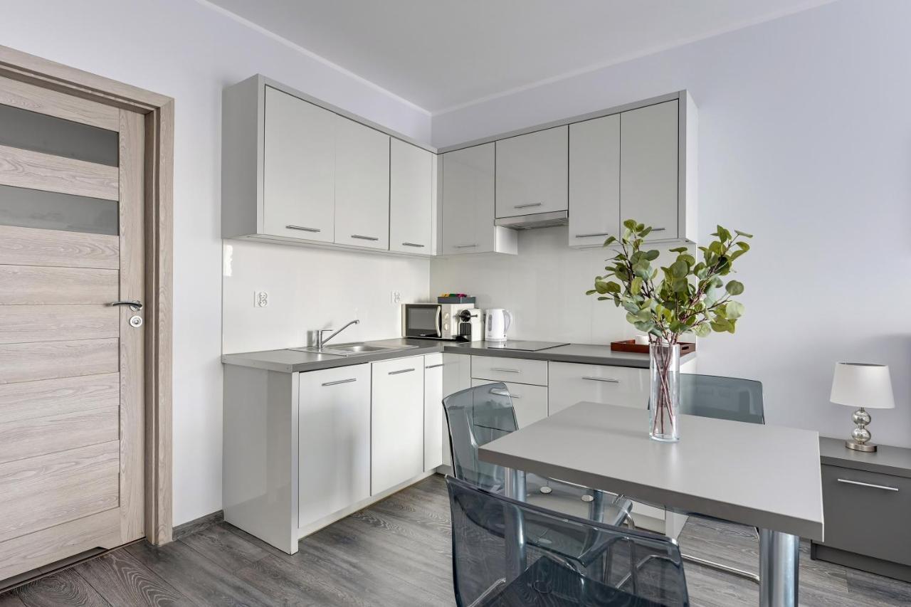 Downtown Apartments Sadova City Center & Parking Gdańsk Extérieur photo